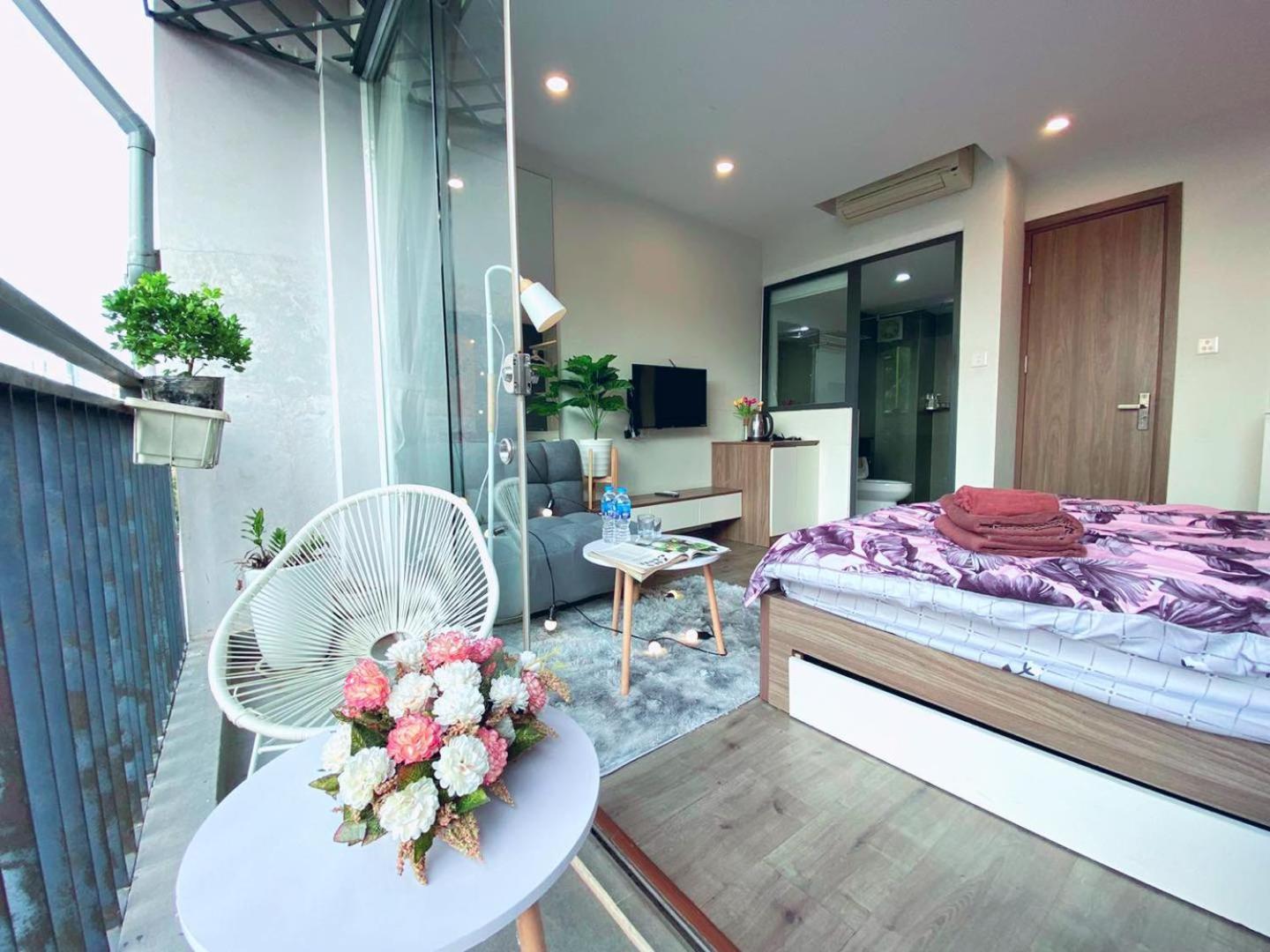 - Rooftop Sky View Tg - Phone 09756-59323 Ở trọ
